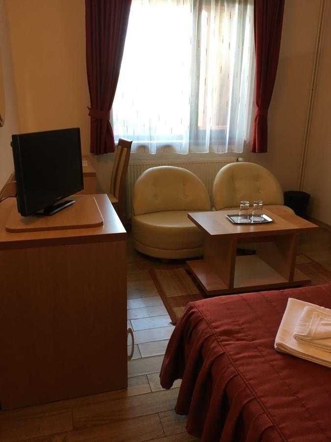 Motel Sora Sovata Ngoại thất bức ảnh